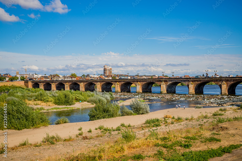 Le Pont Régemortes à Moulins sur Allier