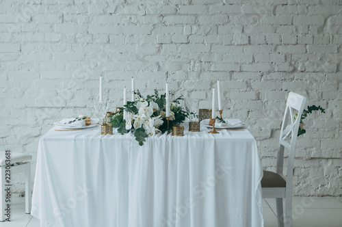 wedding decor, flowers, black and gold decor, candles.