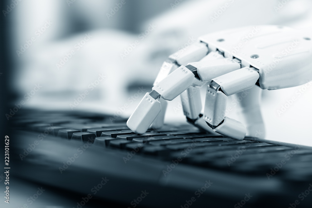 Roboter Hand an einer Tastatur, Prothese, Bionic und Robotik der Zukunft - obrazy, fototapety, plakaty 