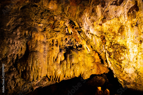 CRYSTAL CAVE IN PENNSYLVANIA 