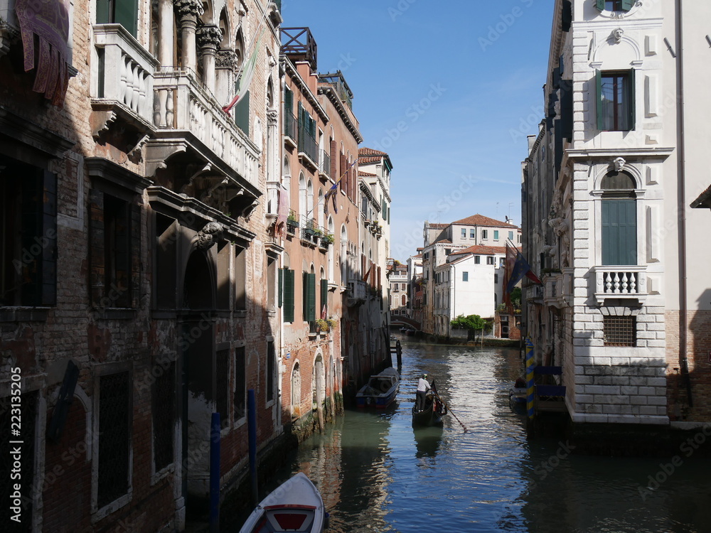 Venezia - scorci nelle Calli del sestiere Castello