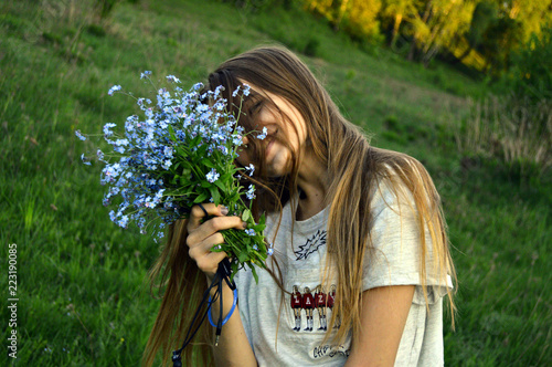 Брянск, девочка, цветы
