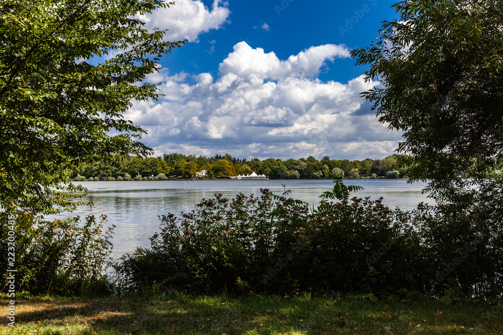 Seeblick StockFoto Adobe Stock