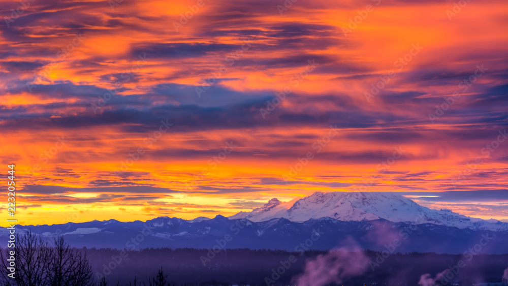 View of Mount Rainier in the state of Washington, USA. View of Mount Rainier in the state of Washington, USA.