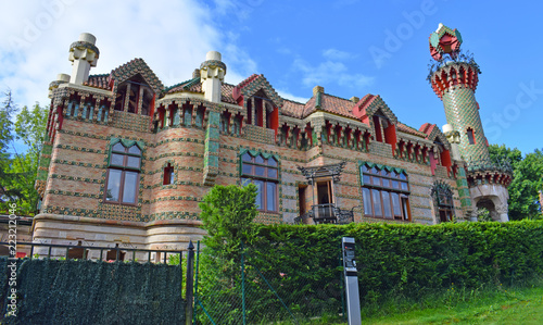 


Villa Quijano (el capricho) de Antoni Gaudí, en Comillas Cantabria España

 photo