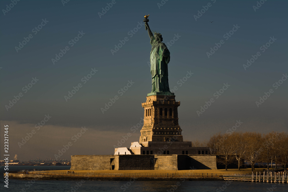 Fototapeta premium statue of liberty