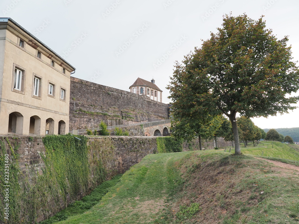 Kapelle der Zitadelle von Bitsch - Citadelle de Bitche – gelegen auf einem Hügel über der Stadt Bitsch
