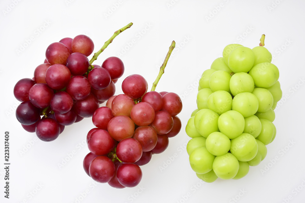 Japanese grapes - Shine Muscat (green) and Queen Nina (red)