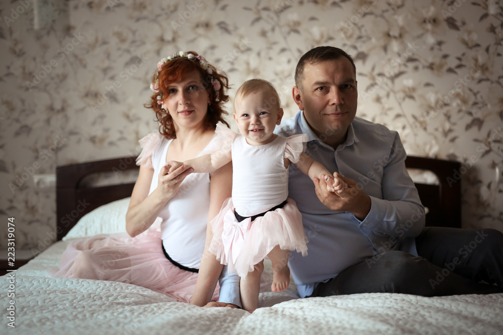 gentle parents with daughter real room,parenthood gentle parents with daughter real room,parenthood