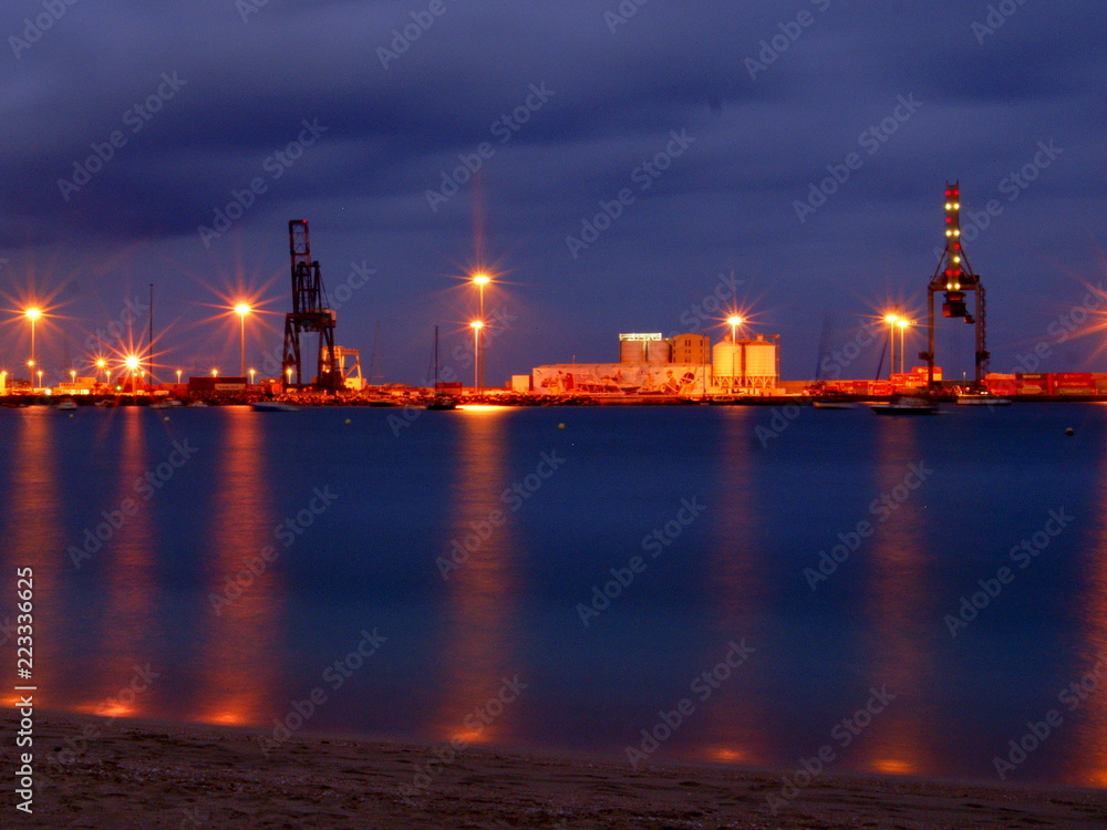 Fototapeta harbor at the night