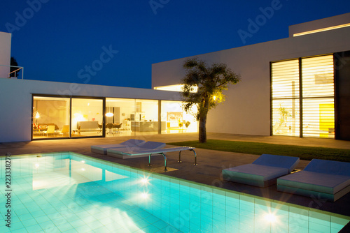 Luxury villa with swimming pool. Modern villa with pool. © kanashe_yuliya