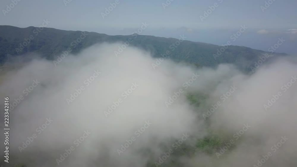Madeira Berglandschaft über den Wolken Madeira Berglandschaft über den Wolken