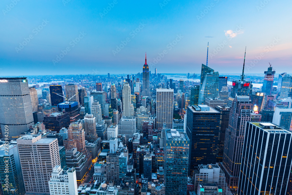 Fototapeta premium Manhattan - widok ze szczytu skały - Rockefeller Center - Nowy Jork