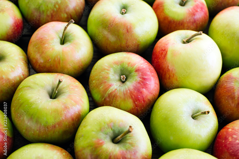 Apples, harvest, fresh fruit, close-up Apples, harvest, fresh fruit, close-up