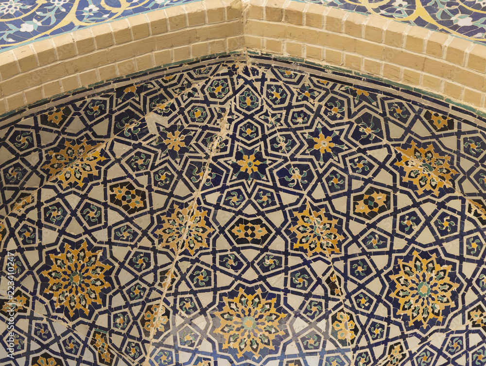 Detail of tile work of Poi Kalon mosque bottom view