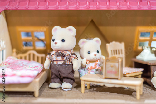 Family cute teddy bears room, select focus