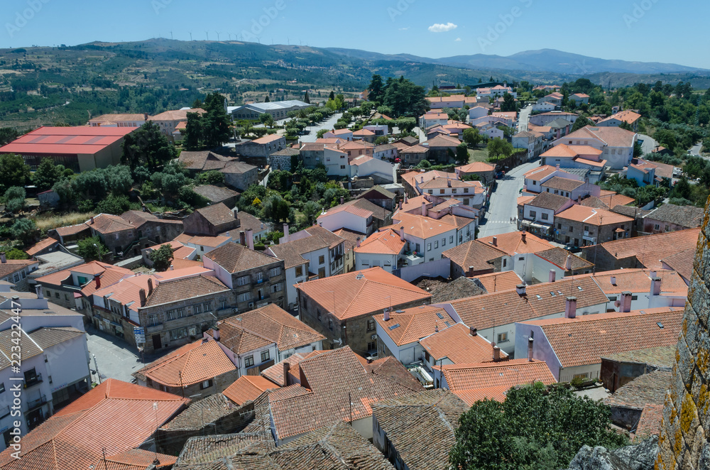 Vista de Celorico da Beira desde el castillo. Portugal.