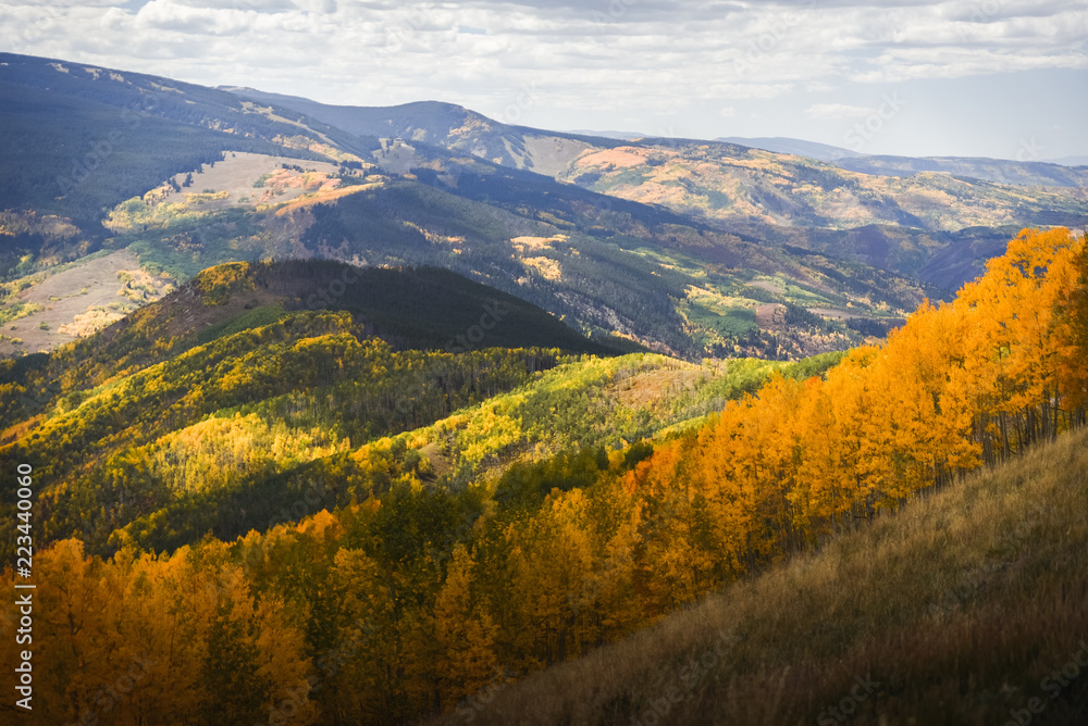 Landscape view of the Rocky Mountains during autmn as the leaves change colors. 