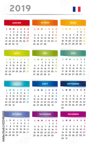 Calendrier 2019 en Français - Couleurs Arc-en-Ciel Format 4 Trimestres 3 Colonnes - Drapeau