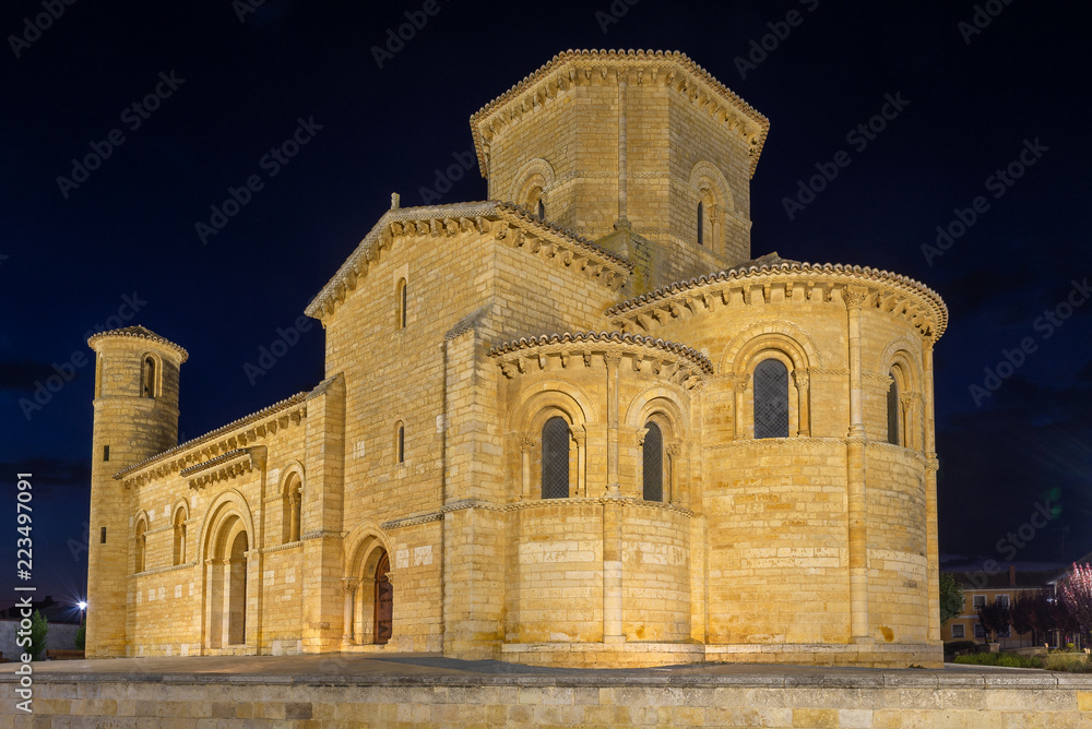 Romanesque church of San Martin de Tours at night, Fromista in Palencia province, Spain