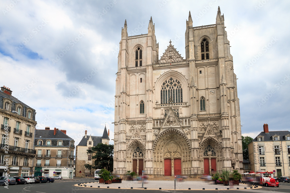 Beautiful cityscape of the Nantes Cathedral, aka the Cathedral of St. Peter and St. Paul of Nantes (Cathédrale Saint-Pierre-et-Saint-Paul de Nantes), a Roman Catholic church in Nantes, France