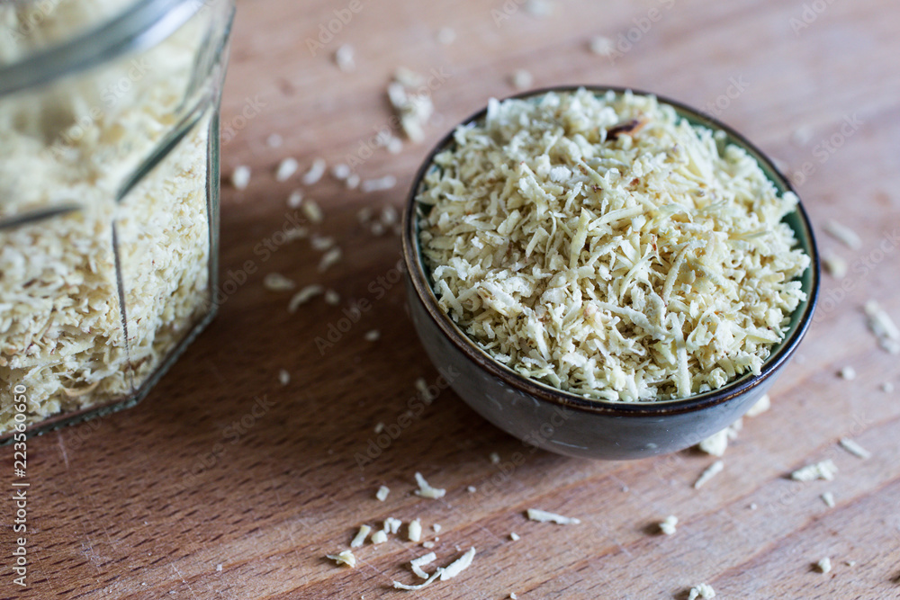 grated and dried chestnuts serve as natural washing powder