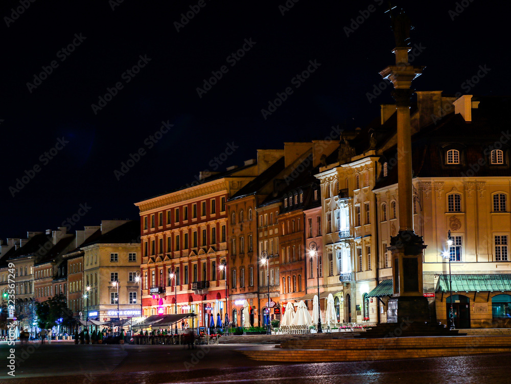 Fototapeta premium Warszawska Starówka Nocą (Old Town in Warsaw)