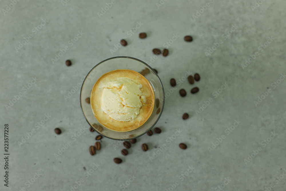 ice cream with espresso
ice cream with espresso