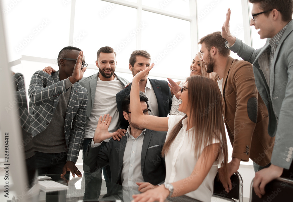 Obraz premium professional business team waiting for online results