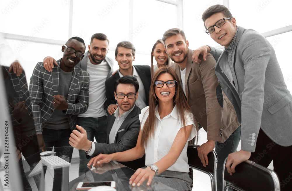 Obraz premium close up.professional business team in a modern office