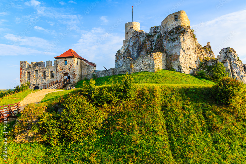 View of beautiful medieval Rabsztyn castle at sunset time, Poland