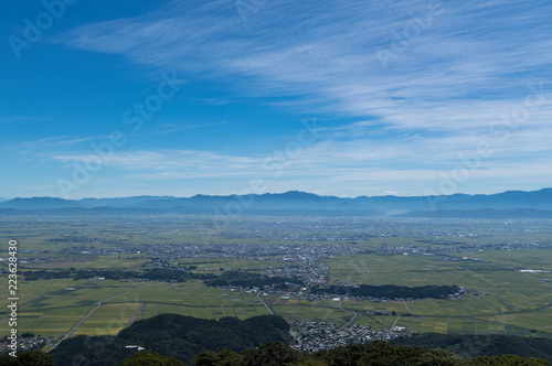 弥彦山パノラマタワーから観る景色　燕市方面