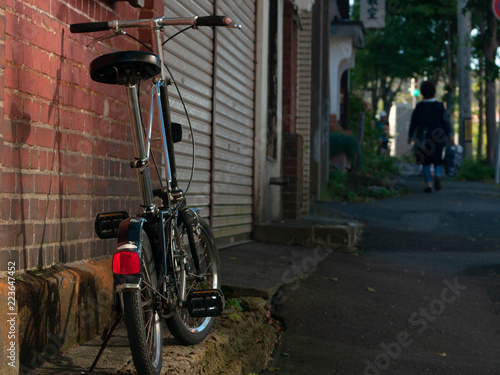 街角の古い自転車 photo