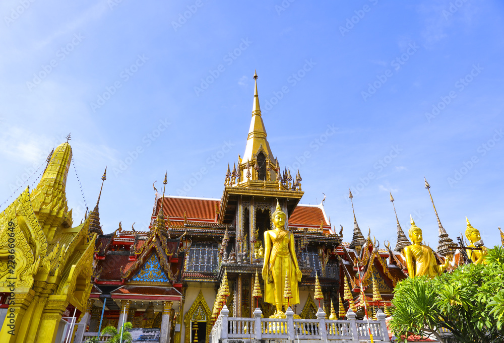 Obraz premium Wat Lat Phrao located at Ladprao Wanghin Rd, Khwaeng Lat Phrao, Khet Lat Phrao,Bangkok Thailand.