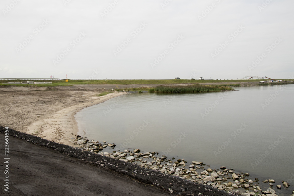 The Dutch to strengthen dikes