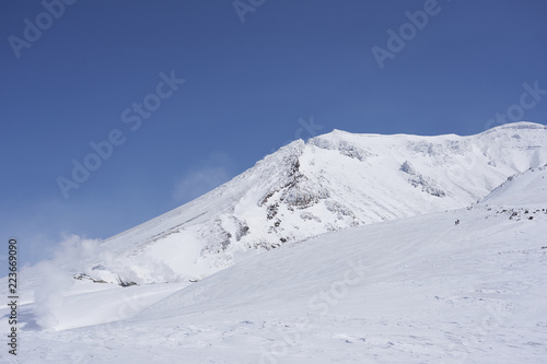 冬の旭岳