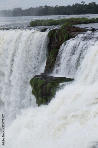 Iguazu Cliffs