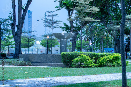 Obraz na płótnie A sunny but hazy day in one of the green space parks in Georgetown, Penang, Malaysia w salonie