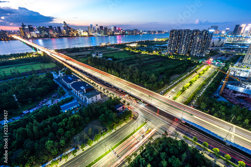 traffic in the city at night