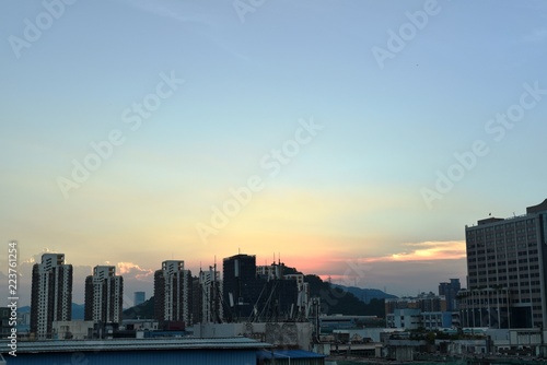urban shenzhen at sunset moment (1)