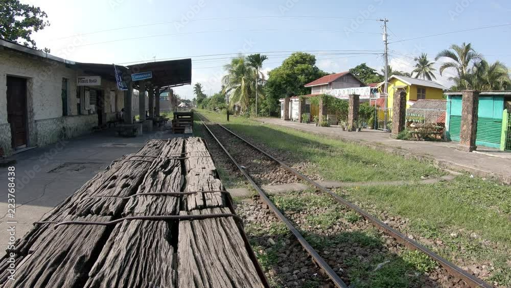 custom made wallpaper toronto digitalフィリピン リブマナンの駅の風景