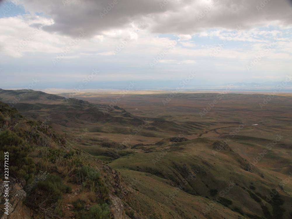 Fototapeta premium panoramic view of mountains