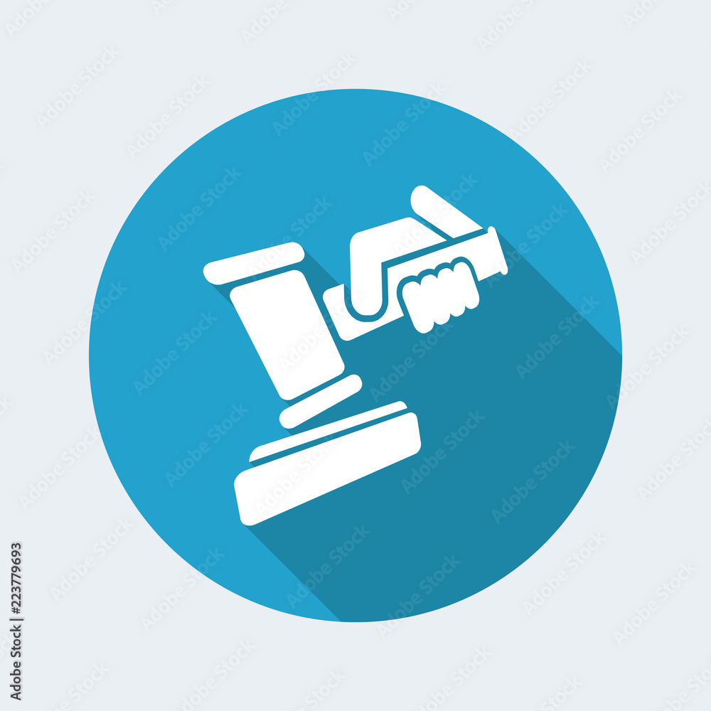 Hammer judge Hammer judge