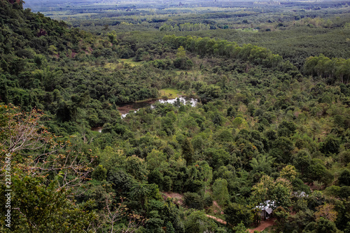 Obraz na płótnie Looking at the treetops of a forest canopy from above at Phu Sing in Bueng Kan w salonie