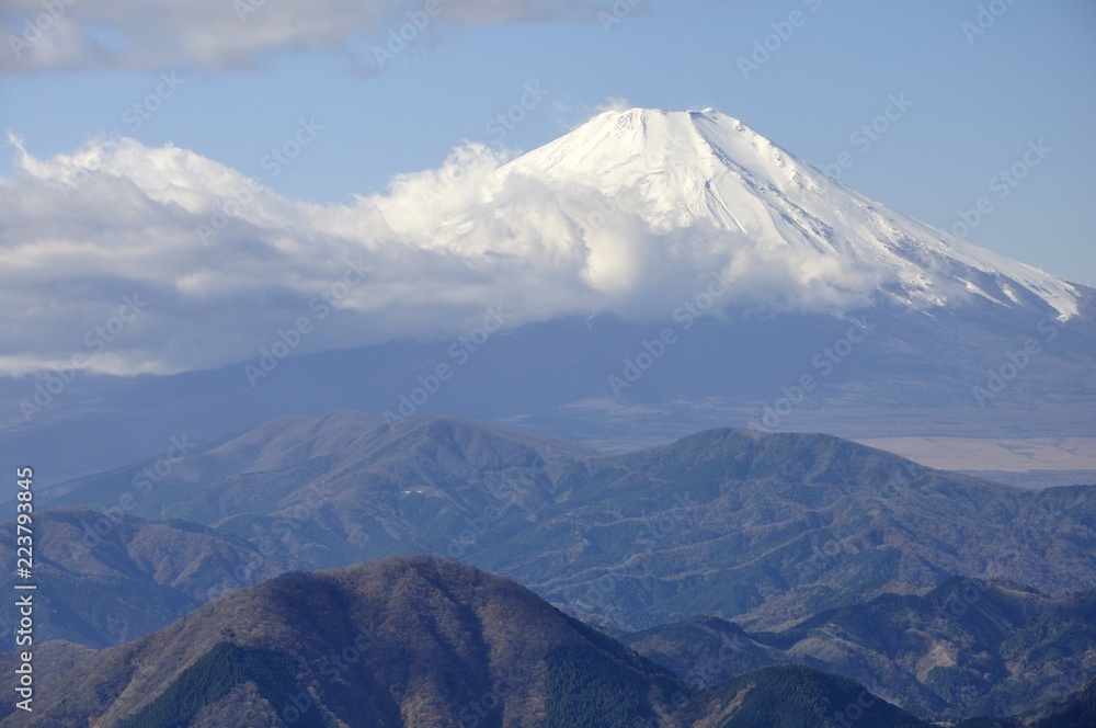 雲なびく富士