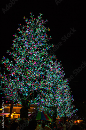 neon christmas tree, árvore de natal neon
