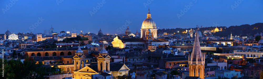 Fototapeta premium Rome skyline night view