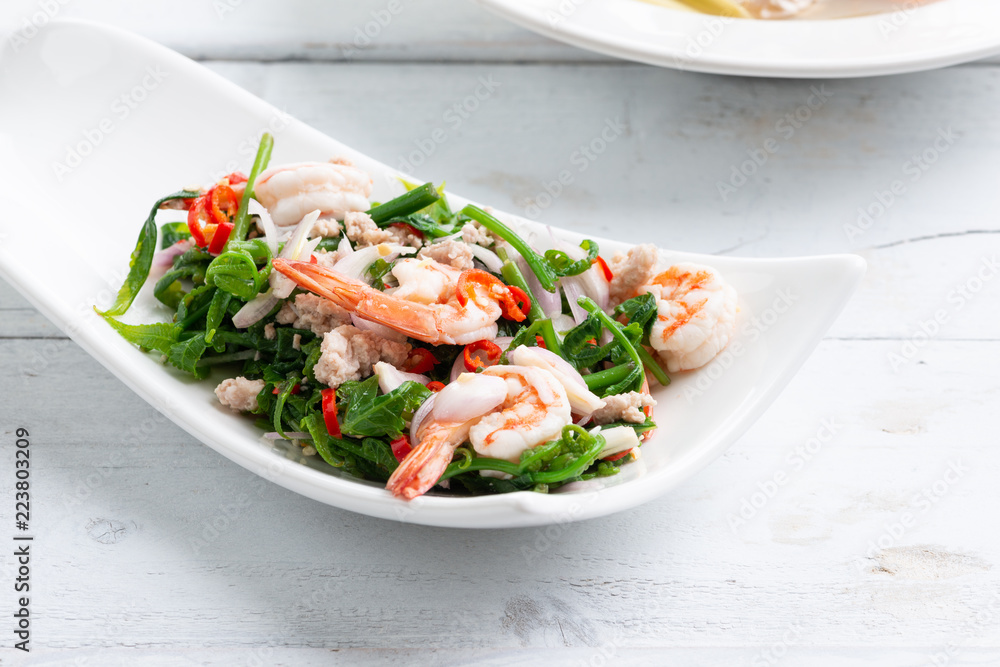 Hot and spicy vegetable paco fern salad with shrimp. Hot and spicy vegetable paco fern salad with shrimp.