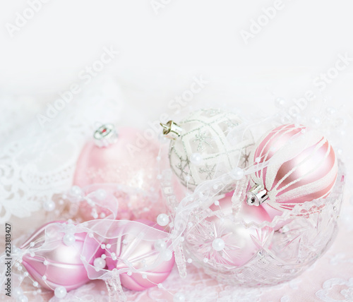 Christmas decoration in whi...
