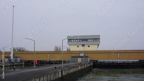 Schleuse, Donau, Österreich von einem Flusskreuzfahrtschiff